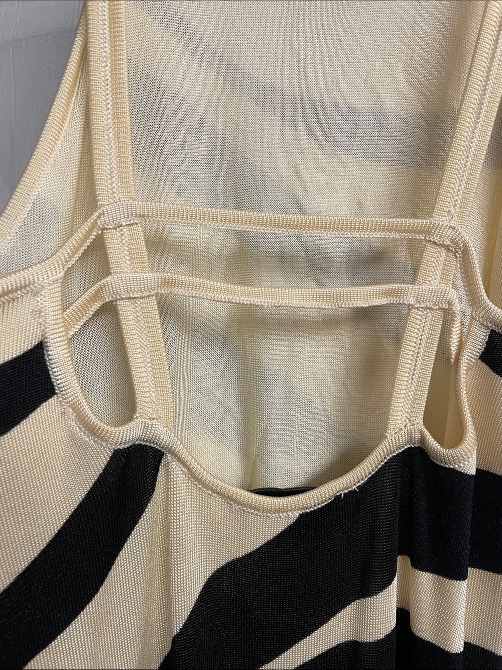 Zebra Print Knit Maxi Dress - Picture 6 of 7